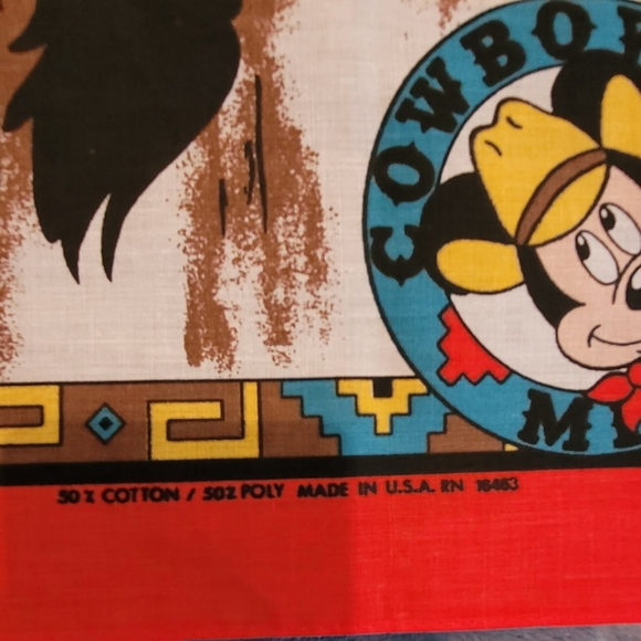 Vintage Cowboy Mickey Mouse bandana in mint condition - Picture 2 of 4